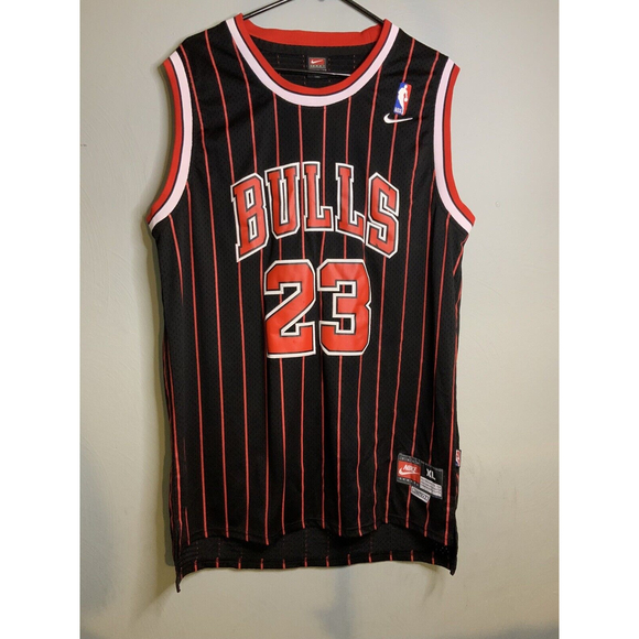 Nike Other - Nike Chicago Bulls Jersey Men’s XL
